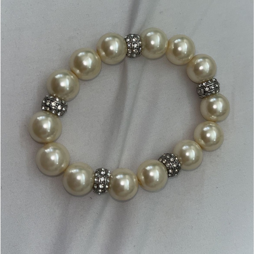 south sea pearl bracelet with diamonds